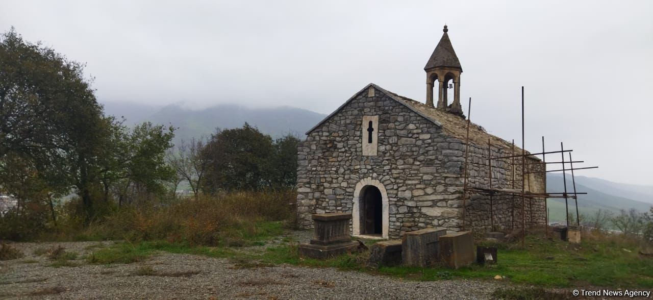 Alban-Udi xristian dini icması Xocavəndin Çinarlı kəndinə səfər edib (FOTO)
