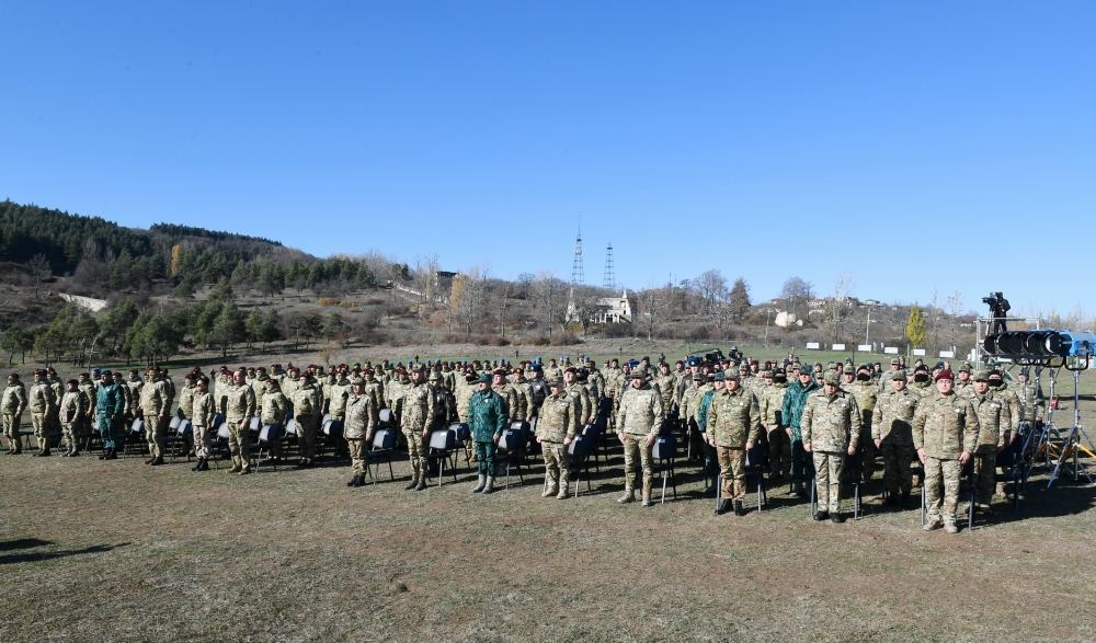 Azərbaycan Prezidenti, Silahlı Qüvvələrin Ali Baş Komandanı İlham Əliyev Şuşada hərbçilər qarşısında çıxış edib (FOTO/VİDEO) (YENİLƏNİB-2)