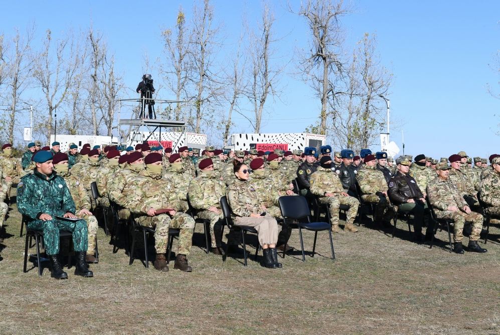 Azərbaycan Prezidenti, Silahlı Qüvvələrin Ali Baş Komandanı İlham Əliyev Şuşada hərbçilər qarşısında çıxış edib (FOTO/VİDEO) (YENİLƏNİB-2)
