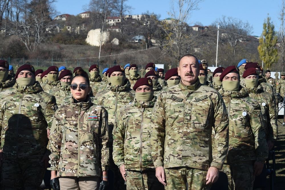 Azərbaycan Prezidenti, Silahlı Qüvvələrin Ali Baş Komandanı İlham Əliyev Şuşada hərbçilər qarşısında çıxış edib (FOTO/VİDEO) (YENİLƏNİB-2)