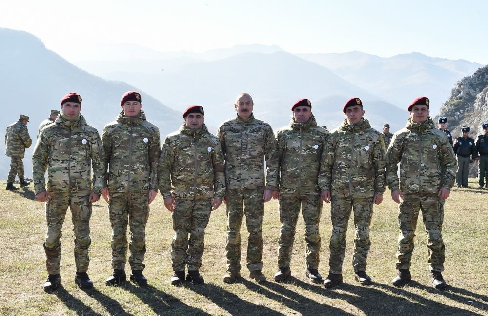 Azərbaycan Prezidenti, Silahlı Qüvvələrin Ali Baş Komandanı İlham Əliyev Şuşada hərbçilər qarşısında çıxış edib (FOTO/VİDEO) (YENİLƏNİB-2)
