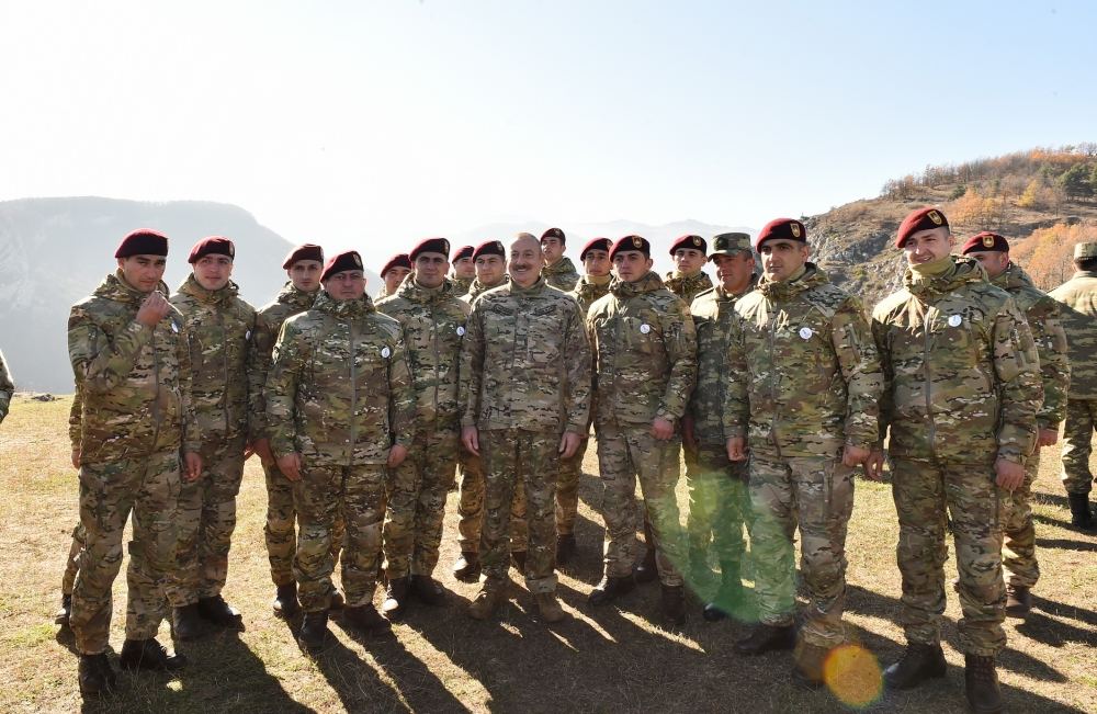 Azərbaycan Prezidenti, Silahlı Qüvvələrin Ali Baş Komandanı İlham Əliyev Şuşada hərbçilər qarşısında çıxış edib (FOTO/VİDEO) (YENİLƏNİB-2)