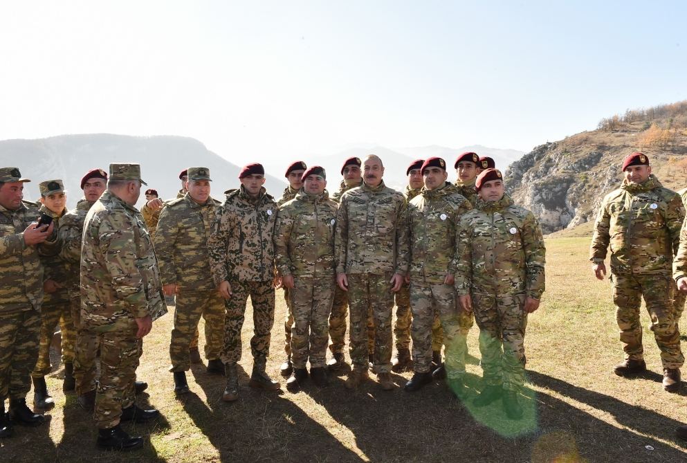 Azərbaycan Prezidenti, Silahlı Qüvvələrin Ali Baş Komandanı İlham Əliyev Şuşada hərbçilər qarşısında çıxış edib (FOTO/VİDEO) (YENİLƏNİB-2)
