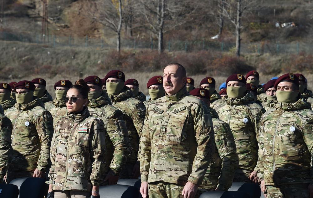 Azərbaycan Prezidenti, Silahlı Qüvvələrin Ali Baş Komandanı İlham Əliyev Şuşada hərbçilər qarşısında çıxış edib (FOTO/VİDEO) (YENİLƏNİB-2)