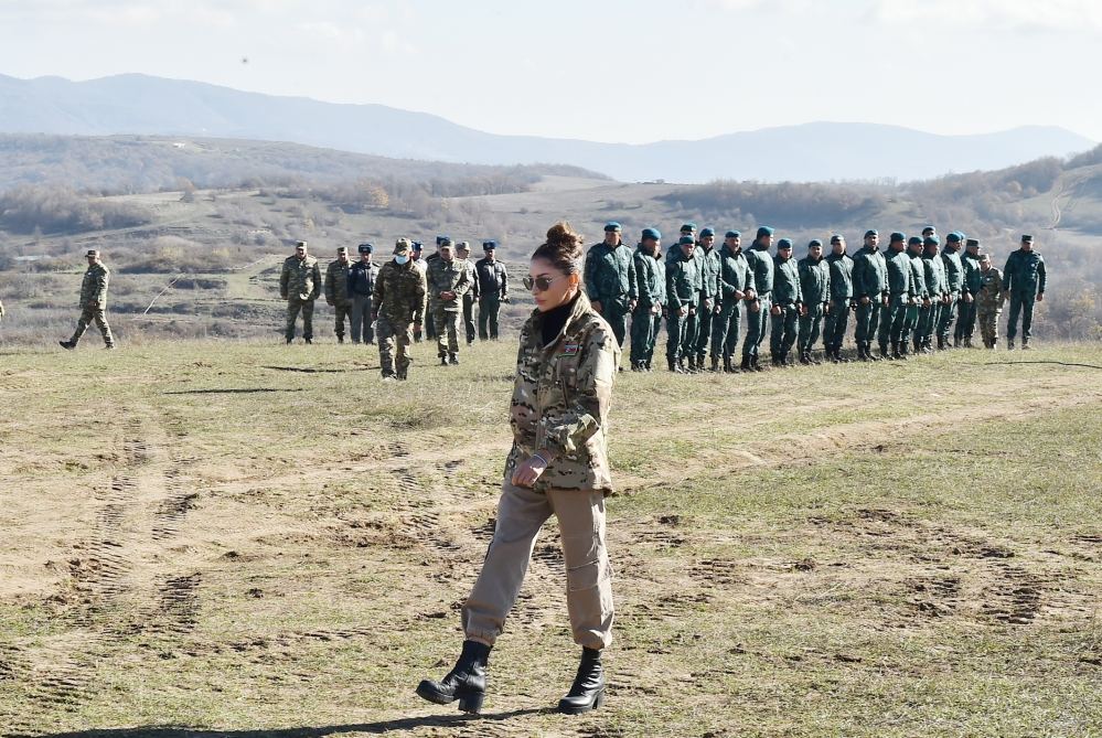 Azərbaycan Prezidenti, Silahlı Qüvvələrin Ali Baş Komandanı İlham Əliyev Şuşada hərbçilər qarşısında çıxış edib (FOTO/VİDEO) (YENİLƏNİB-2)