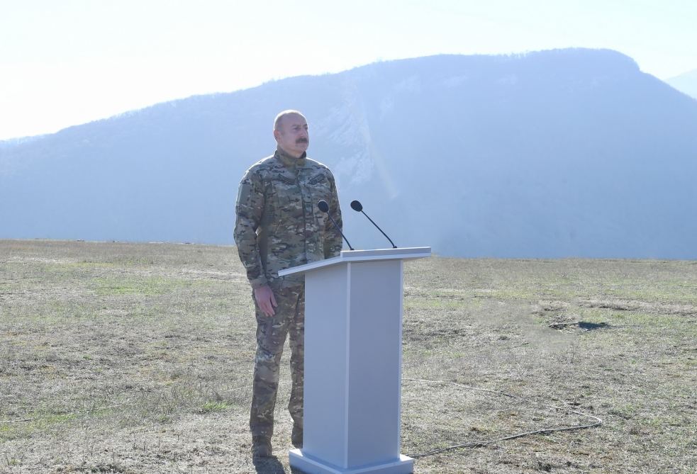 Azərbaycan Prezidenti, Silahlı Qüvvələrin Ali Baş Komandanı İlham Əliyev Şuşada hərbçilər qarşısında çıxış edib (FOTO/VİDEO) (YENİLƏNİB-2)