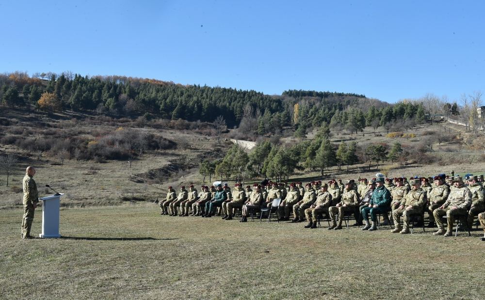 Azərbaycan Prezidenti, Silahlı Qüvvələrin Ali Baş Komandanı İlham Əliyev Şuşada hərbçilər qarşısında çıxış edib (FOTO/VİDEO) (YENİLƏNİB-2)