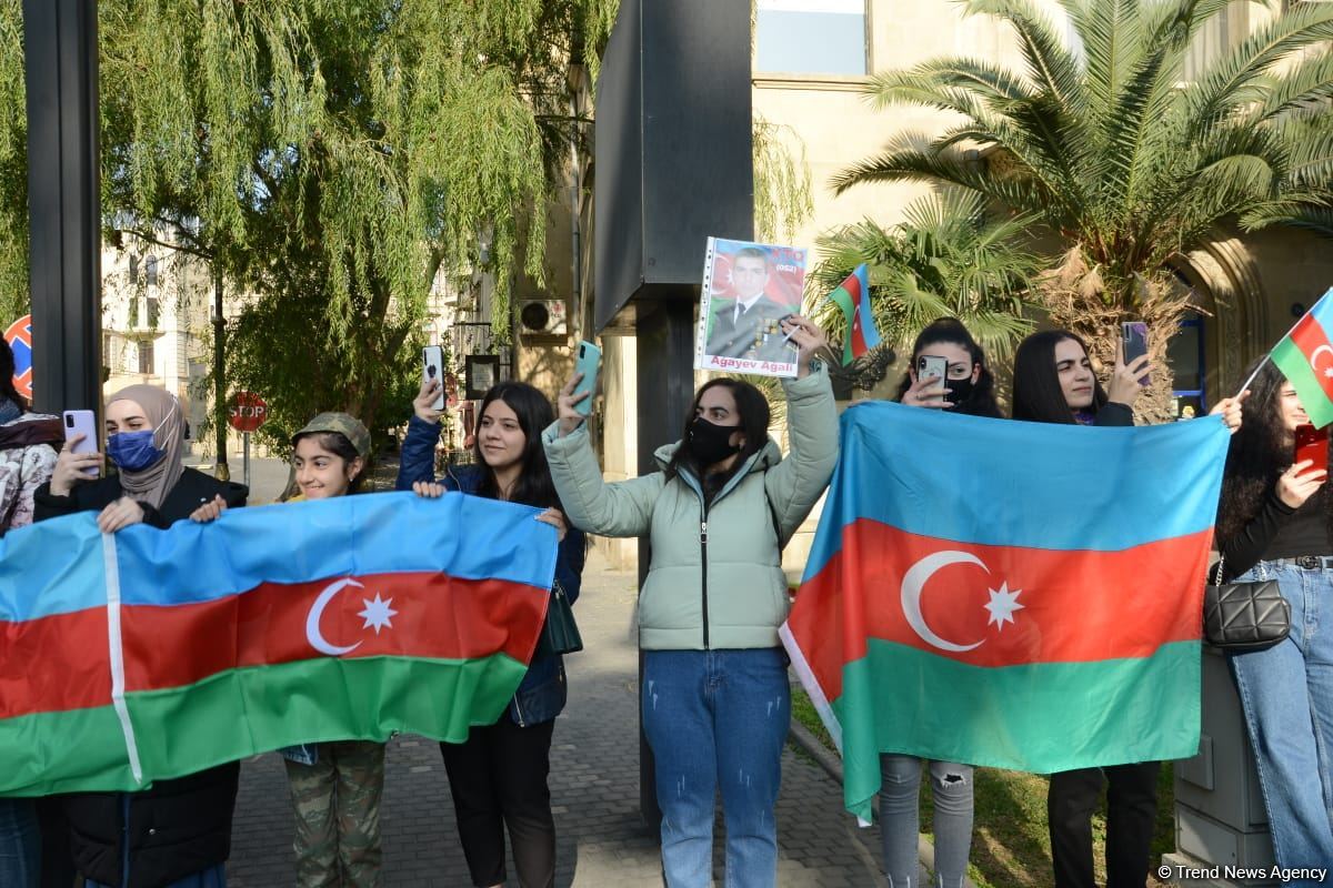 Bakıda Zəfər yürüşü və flaşmobu keçirilib (FOTO/VİDEO) (ƏLAVƏ OLUNUB)
