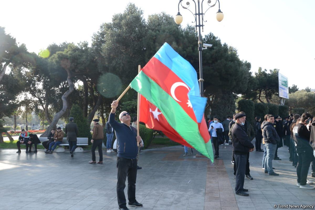 Bakıda Zəfər yürüşü və flaşmobu keçirilib (FOTO/VİDEO) (ƏLAVƏ OLUNUB)