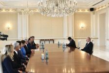 Prezident İlham Əliyev Türkiyə-Azərbaycan parlamentlərarası dostluq qrupunun rəhbərinin başçılıq etdiyi nümayəndə heyətini qəbul edib (FOTO/VİDEO)