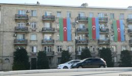 Bu gün Azərbaycan bayrağı ölkənin hər yerində qürurla dalğalanır - FOTOSESSİYA