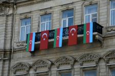 Bu gün Azərbaycan bayrağı ölkənin hər yerində qürurla dalğalanır - FOTOSESSİYA