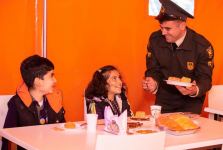 Şəhid övladları Zəfər yarmarkasında olublar (FOTO)
