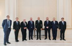 Prezident İlham Əliyev Britaniya-Azərbaycan parlamentlərarası dostluq qrupunun rəhbərini qəbul edib (FOTO/VİDEO)