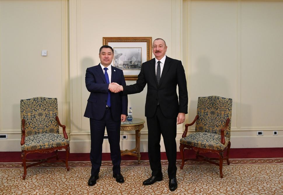 Prezident İlham Əliyev İstanbulda Qırğızıstan Prezidenti Sadır Japarovla görüşüb (FOTO/VİDEO) (YENİLƏNİB)