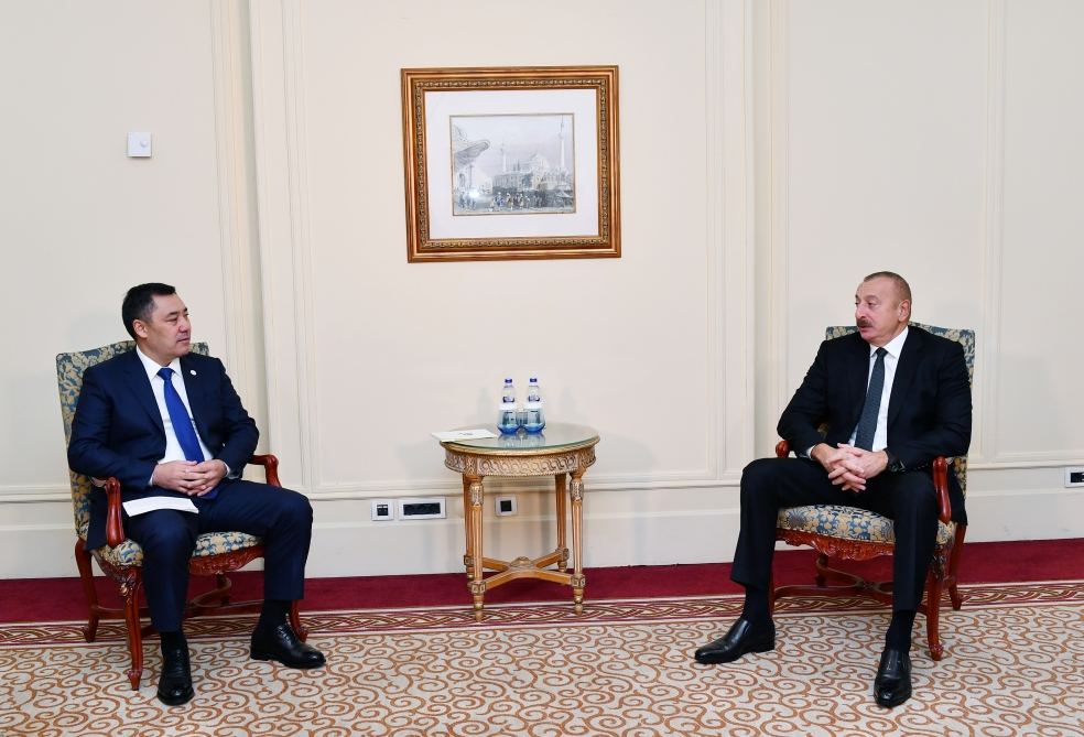 Prezident İlham Əliyev İstanbulda Qırğızıstan Prezidenti Sadır Japarovla görüşüb (FOTO/VİDEO) (YENİLƏNİB)