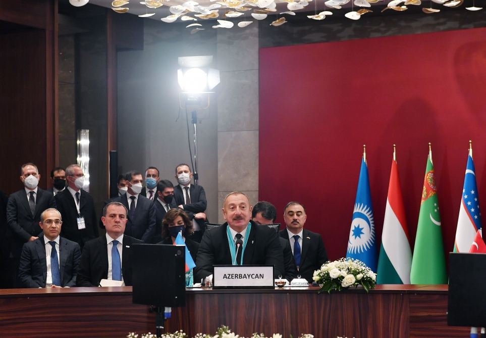 Prezident İlham Əliyev: Biz türk dünyasının coğrafiyasını yenidən bağlayırıq, birləşdiririk