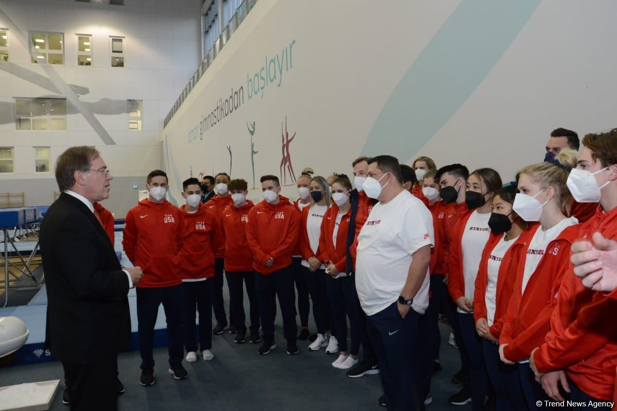 ABŞ səfiri Bakıda Milli Gimnastika Arenasında olub (FOTO)