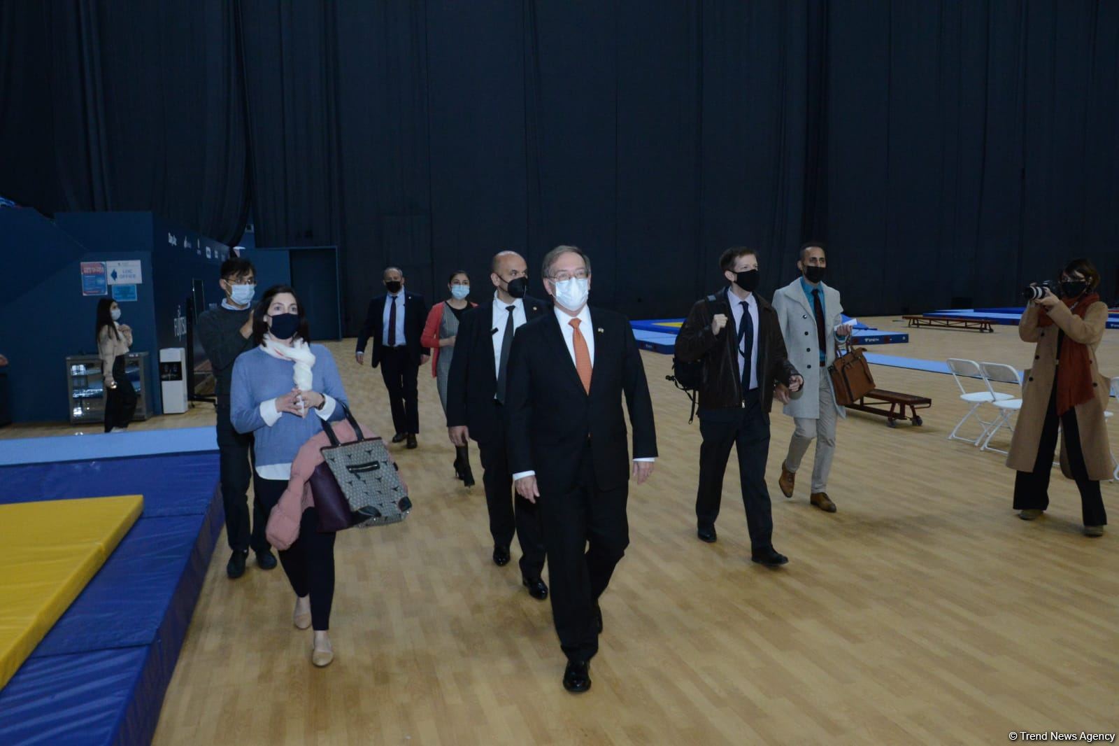 ABŞ səfiri Bakıda Milli Gimnastika Arenasında olub (FOTO)