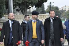 İBF və MÜSİAD rəsmiləri Şəhidlər Xiyabanını ziyarət edib (FOTO)