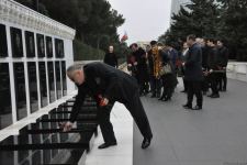 İBF və MÜSİAD rəsmiləri Şəhidlər Xiyabanını ziyarət edib (FOTO)