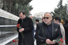 İBF və MÜSİAD rəsmiləri Şəhidlər Xiyabanını ziyarət edib (FOTO)