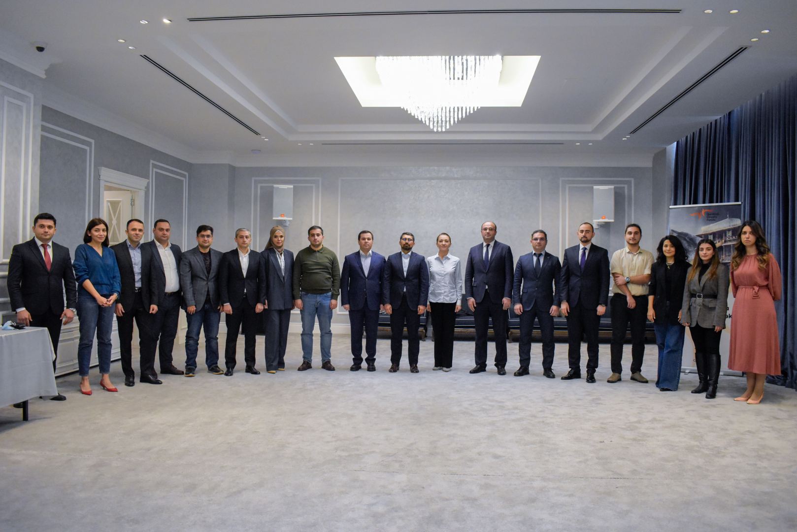Qarabağ Dirçəliş Fondu “Yüksəliş” müsabiqəsinin qalib və finalçıları ilə fikir mübadiləsi görüşü keçirib (FOTO)