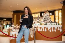 “Port Baku Mall”da Vətən müharibəsindəki qələbəyə həsr edilən “Karabakh – Winter Wonderland” adlı nəfis instalyasiya sərgisi keçirilir (FOTO/VİDEO)
