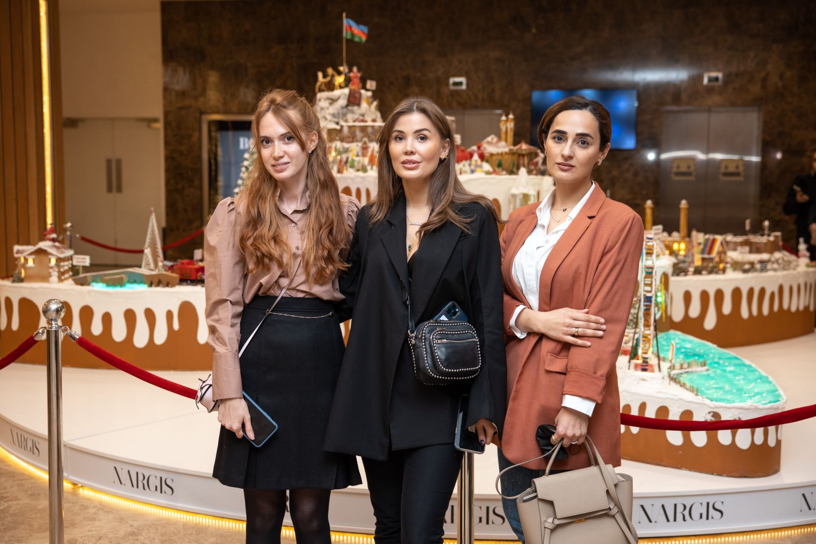 “Port Baku Mall”da Vətən müharibəsindəki qələbəyə həsr edilən “Karabakh – Winter Wonderland” adlı nəfis instalyasiya sərgisi keçirilir (FOTO/VİDEO)