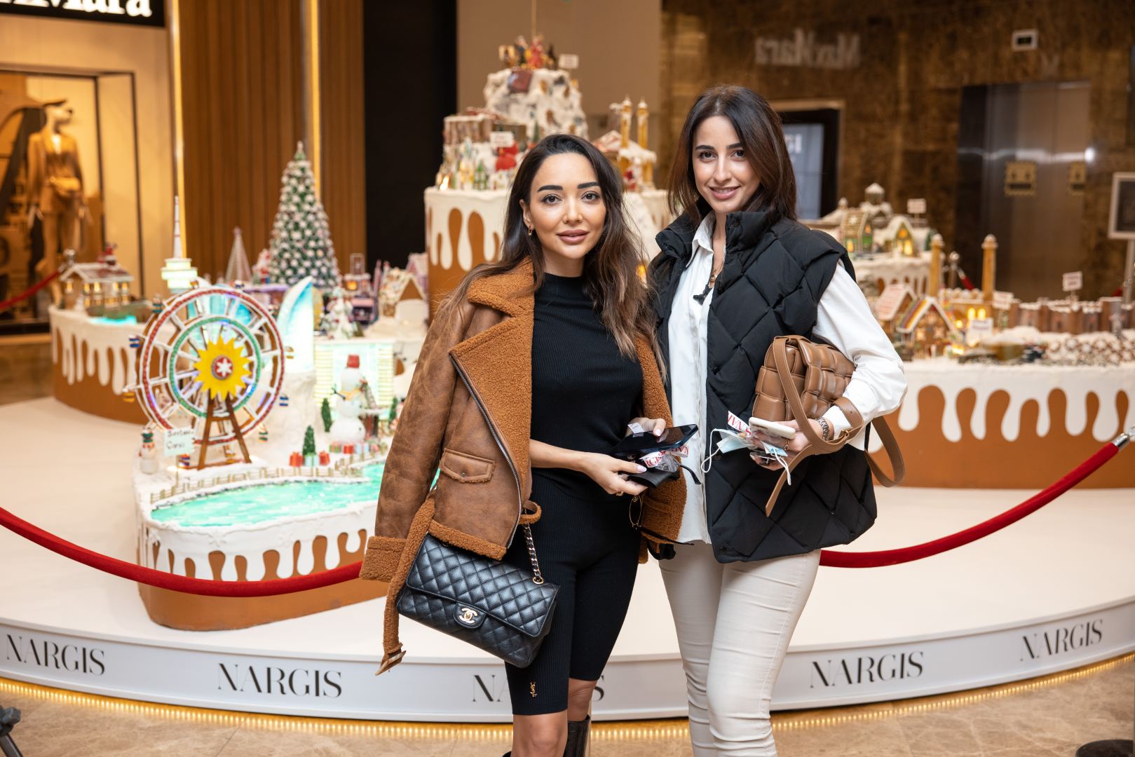 “Port Baku Mall”da Vətən müharibəsindəki qələbəyə həsr edilən “Karabakh – Winter Wonderland” adlı nəfis instalyasiya sərgisi keçirilir (FOTO/VİDEO)