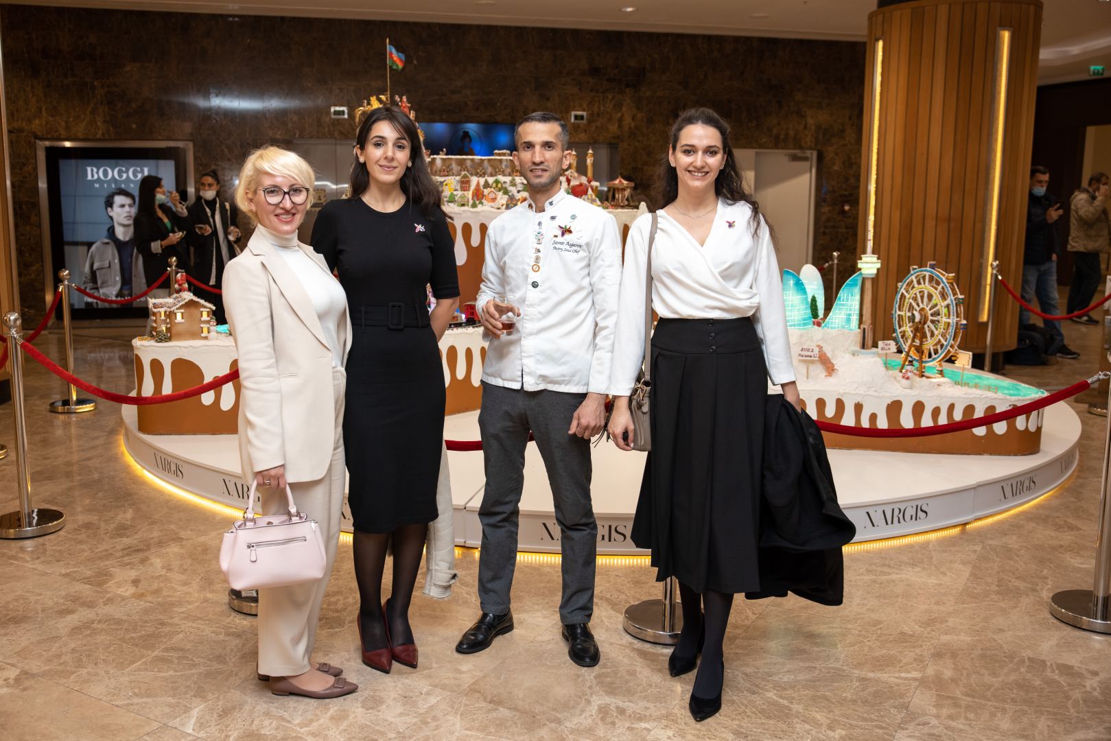 “Port Baku Mall”da Vətən müharibəsindəki qələbəyə həsr edilən “Karabakh – Winter Wonderland” adlı nəfis instalyasiya sərgisi keçirilir (FOTO/VİDEO)