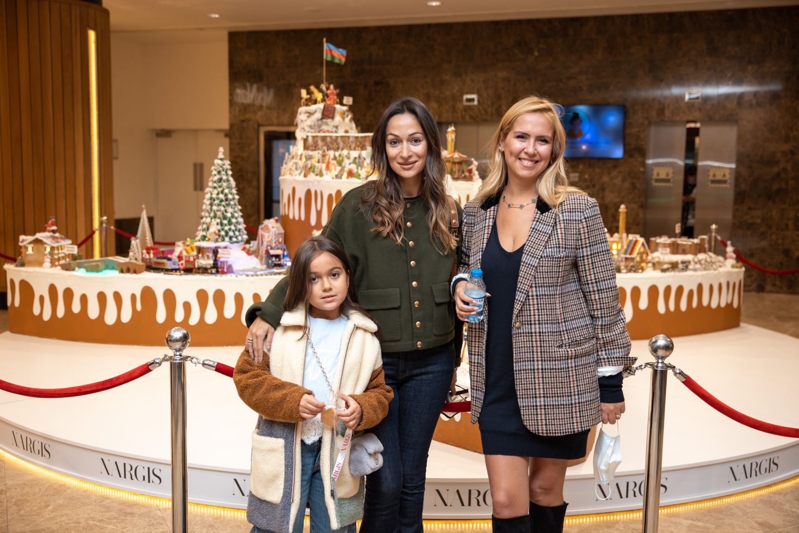 “Port Baku Mall”da Vətən müharibəsindəki qələbəyə həsr edilən “Karabakh – Winter Wonderland” adlı nəfis instalyasiya sərgisi keçirilir (FOTO/VİDEO)