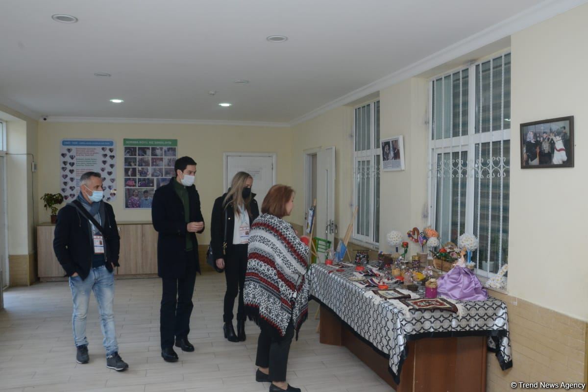 Azərbaycan Gimnastika Federasiyası Bakıda dünya çempionatının ulduz səfirlərinin iştirakı ilə xeyriyyə aksiyası keçirib (FOTO)
