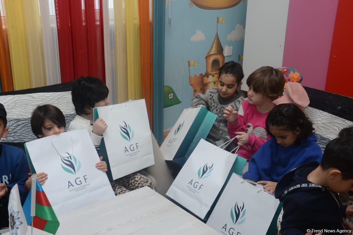 Azərbaycan Gimnastika Federasiyası Bakıda dünya çempionatının ulduz səfirlərinin iştirakı ilə xeyriyyə aksiyası keçirib (FOTO)