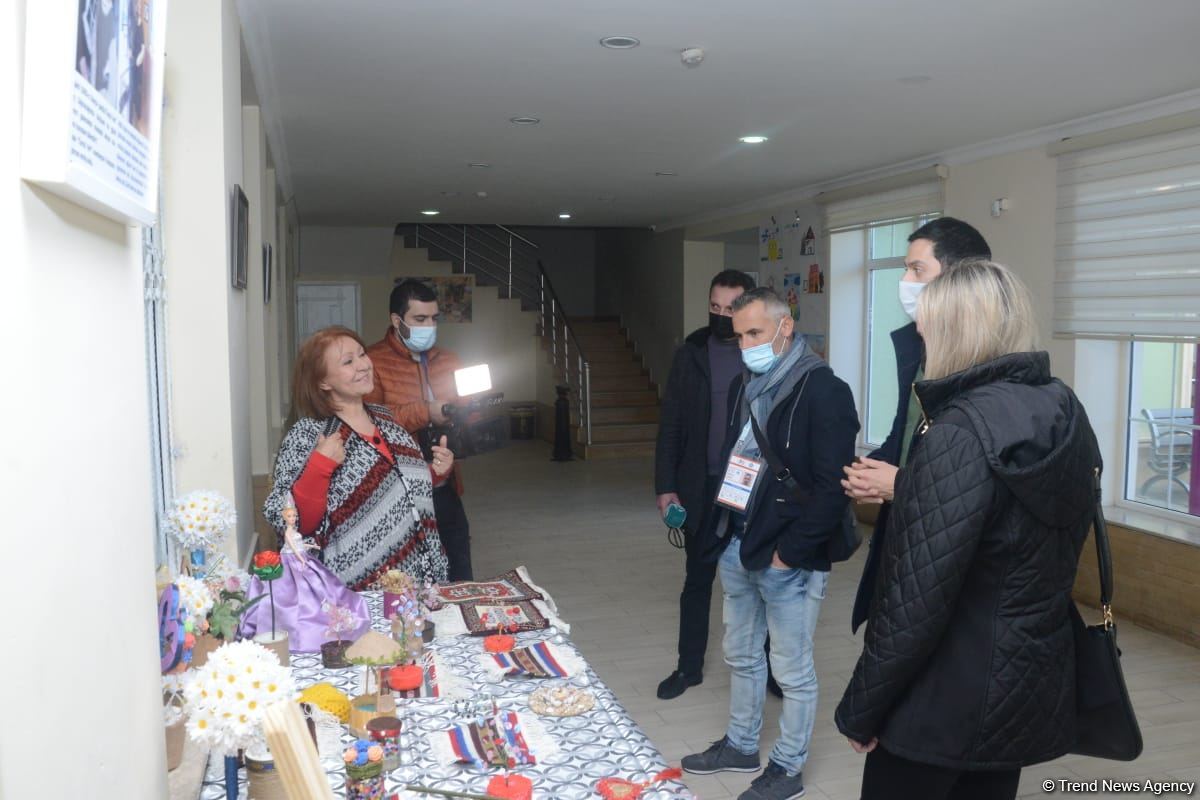 Azərbaycan Gimnastika Federasiyası Bakıda dünya çempionatının ulduz səfirlərinin iştirakı ilə xeyriyyə aksiyası keçirib (FOTO)