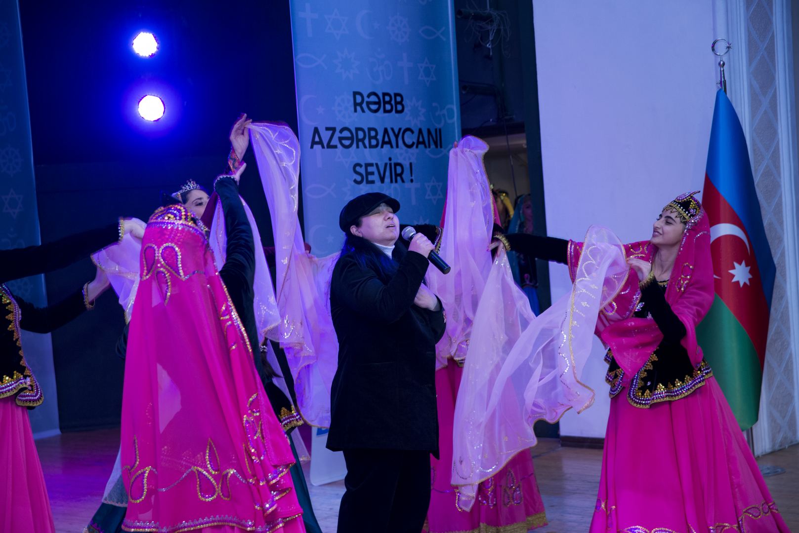 “Beynəlxalq Tolerantlıq Günü” münasibətilə “Tolerantlığın Zəfəri” adlı konsert proqramı təşkil edilib (FOTO/VİDEO)