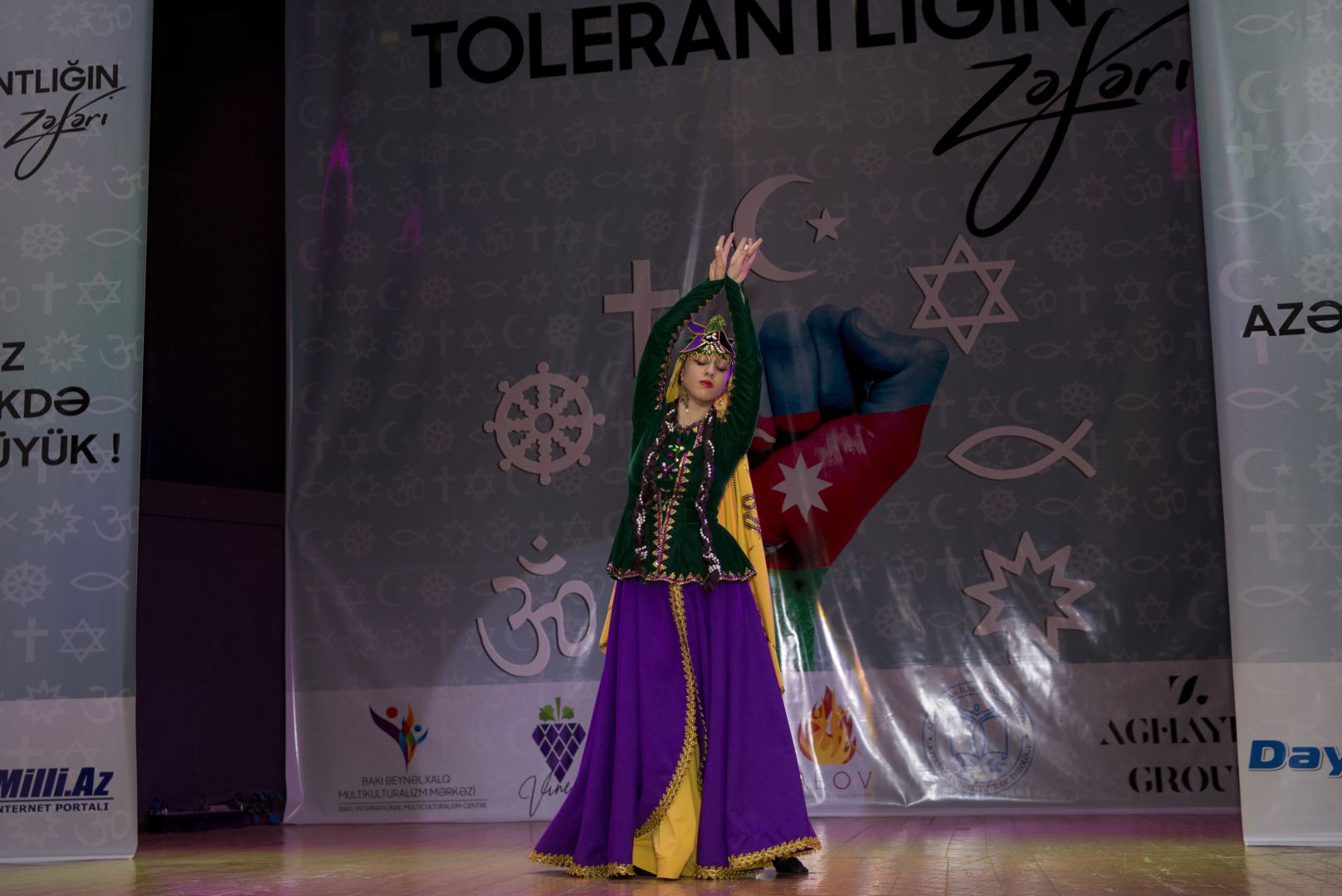 “Beynəlxalq Tolerantlıq Günü” münasibətilə “Tolerantlığın Zəfəri” adlı konsert proqramı təşkil edilib (FOTO/VİDEO)