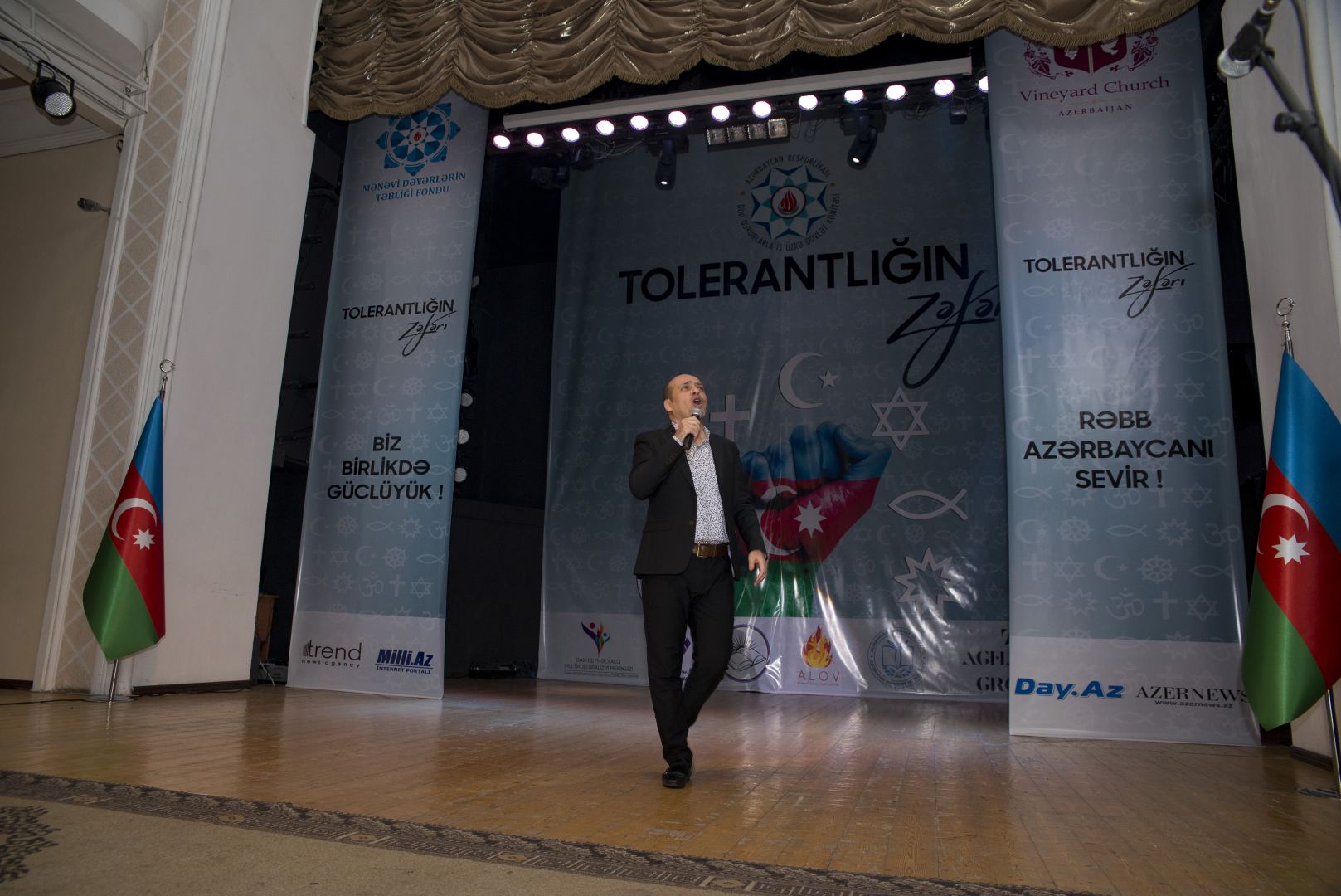 “Beynəlxalq Tolerantlıq Günü” münasibətilə “Tolerantlığın Zəfəri” adlı konsert proqramı təşkil edilib (FOTO/VİDEO)