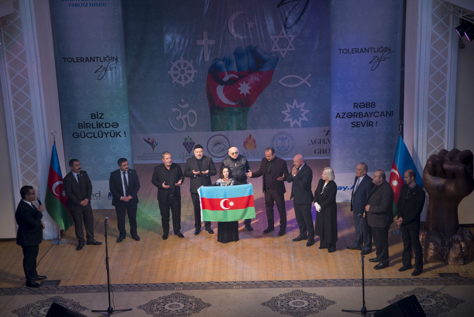 “Beynəlxalq Tolerantlıq Günü” münasibətilə “Tolerantlığın Zəfəri” adlı konsert proqramı təşkil edilib (FOTO/VİDEO)