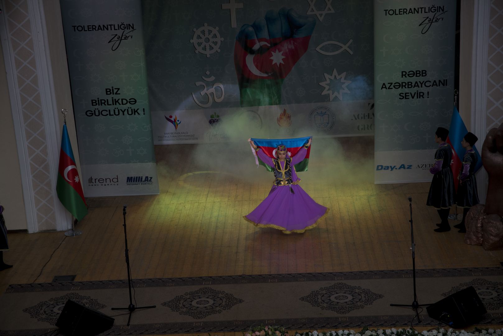 “Beynəlxalq Tolerantlıq Günü” münasibətilə “Tolerantlığın Zəfəri” adlı konsert proqramı təşkil edilib (FOTO/VİDEO)