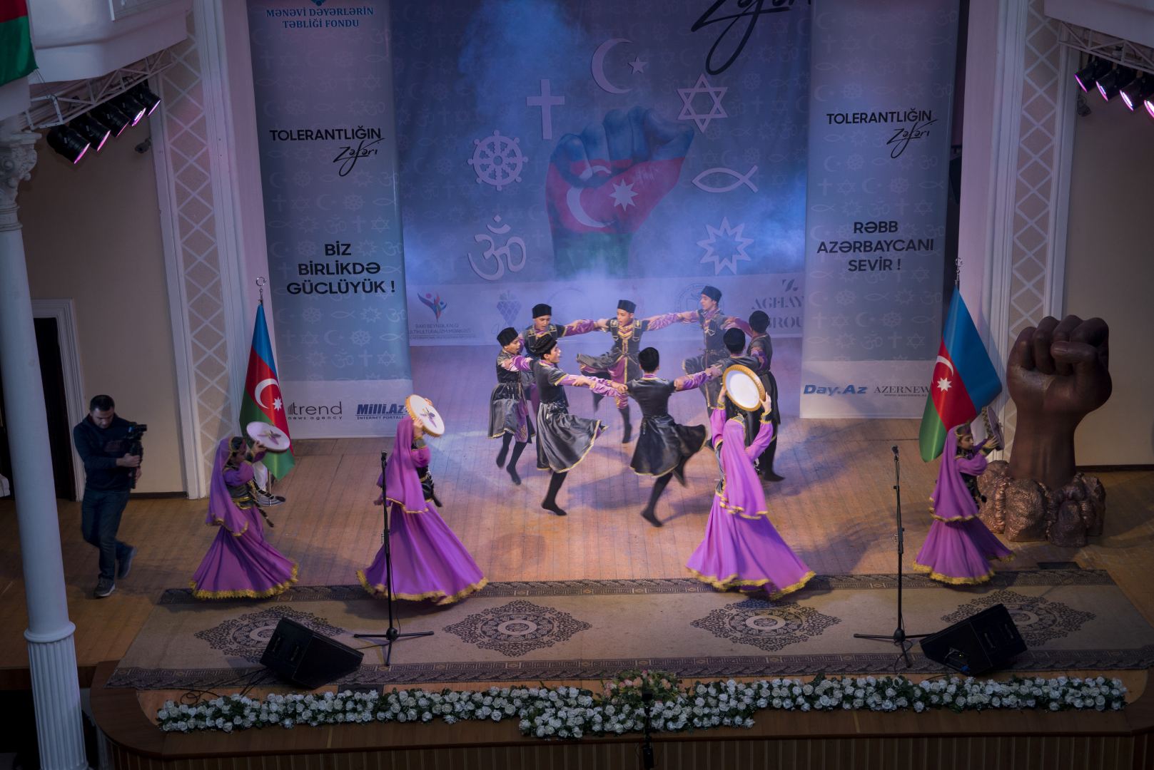 “Beynəlxalq Tolerantlıq Günü” münasibətilə “Tolerantlığın Zəfəri” adlı konsert proqramı təşkil edilib (FOTO/VİDEO)