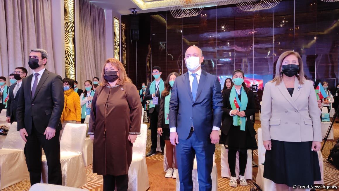 Azərbaycan Uşaqlarının V Ümumrespublika Forumu keçirilir (FOTO)