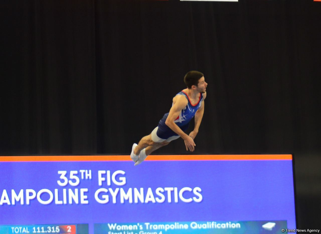 Batut Gimnastikası və Tamblinq üzrə 35-ci Dünya Çempionatının birinci günündən ən maraqlı görüntülər (FOTO)