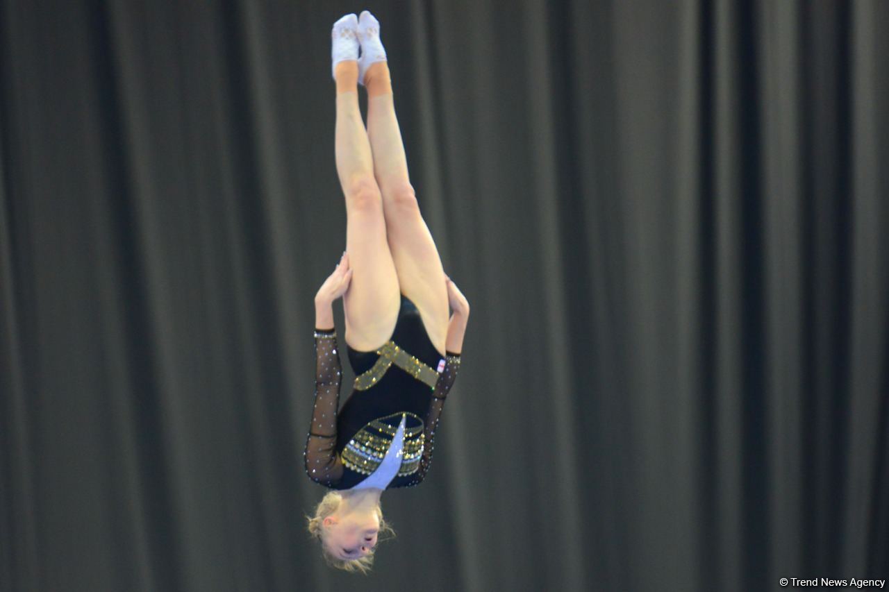 Batut Gimnastikası və Tamblinq üzrə 35-ci Dünya Çempionatının birinci günündən ən maraqlı görüntülər (FOTO)