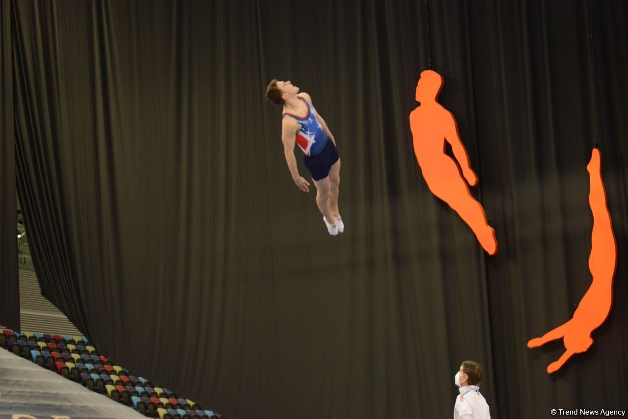 Batut Gimnastikası və Tamblinq üzrə 35-ci Dünya Çempionatının birinci günündən ən maraqlı görüntülər (FOTO)