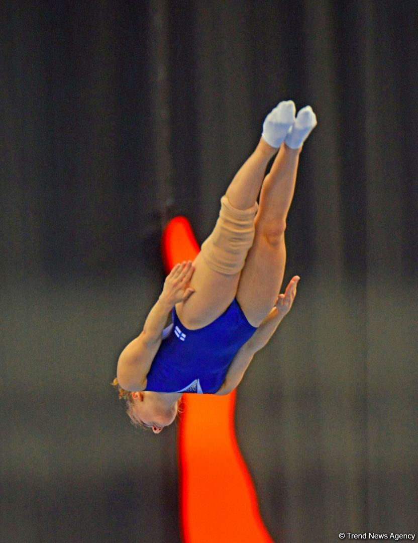 Batut Gimnastikası və Tamblinq üzrə 35-ci Dünya Çempionatının birinci günündən ən maraqlı görüntülər (FOTO)