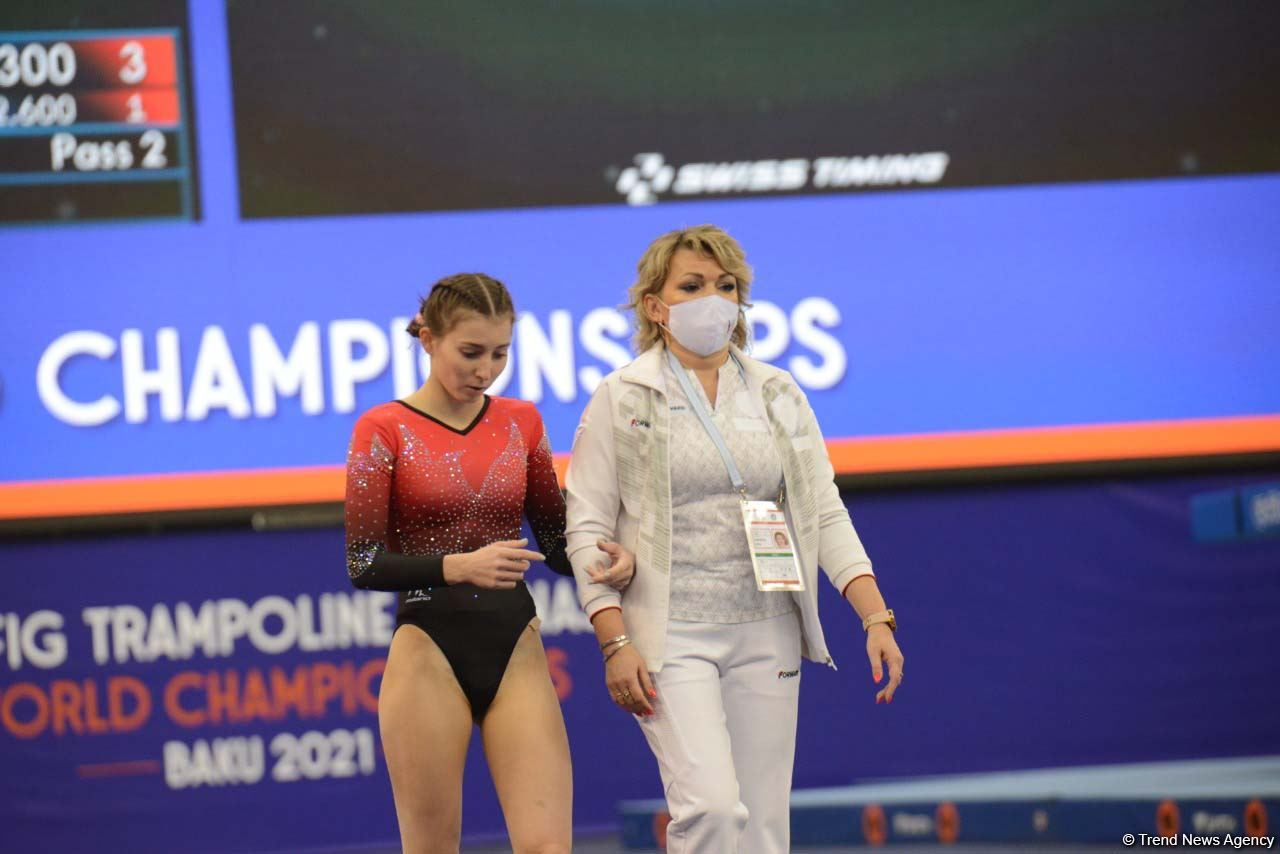 Bakıda Batut Gimnastikası və Tamblinq üzrə 35-ci Dünya Çempionatının birinci günü start götürüb (FOTO)