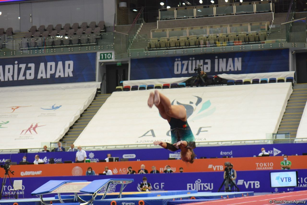 Bakıda Batut Gimnastikası və Tamblinq üzrə 35-ci Dünya Çempionatının birinci günü start götürüb (FOTO)