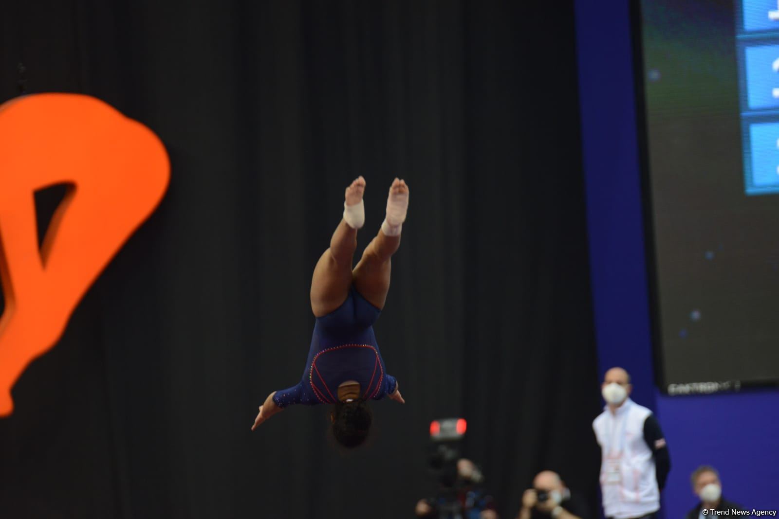 Bakıda dünya çempionatında komanda hesabında final yarışları başlayıb (FOTO)