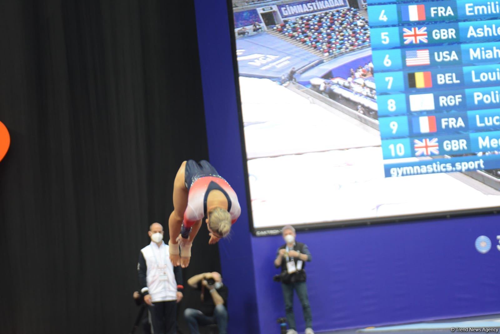 Bakıda dünya çempionatında komanda hesabında final yarışları başlayıb (FOTO)